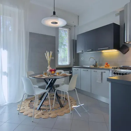 Atelier River Charm Near Adige, Center & Game ורונה