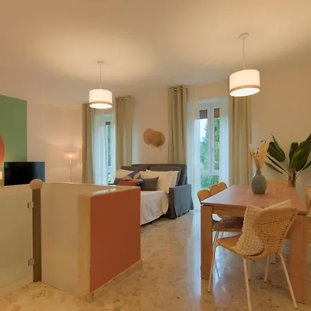 Atelier River Charm Near Adige, Center & Game Apartamento