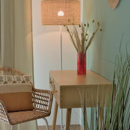 דירה Atelier River Charm Near Adige, Center & Game