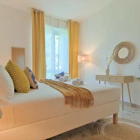 Atelier River Charm Near Adige, Center & Game דירה *