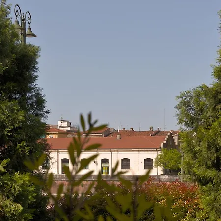 Atelier River Charm Near Adige, Center & Game Apartamento *