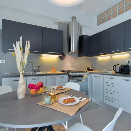 Atelier River Charm Near Adige, Center & Game * ורונה